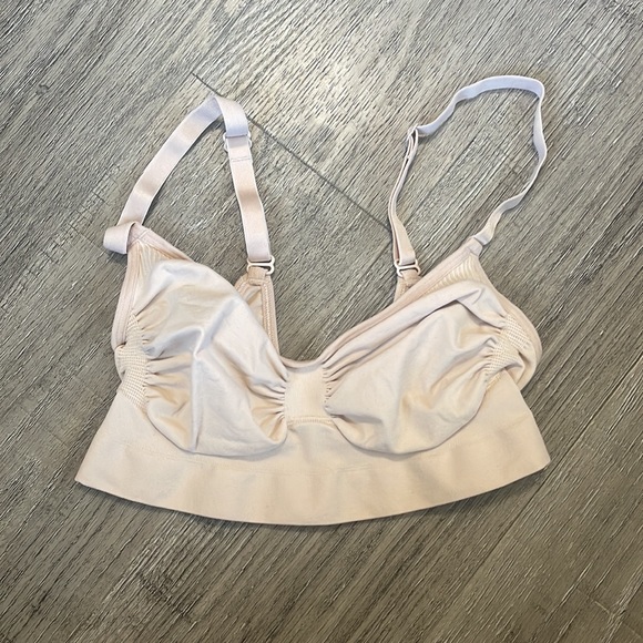 SKIMS SEAMLESS SCULPT BRALETTE - S/M - Picture 2 of 4